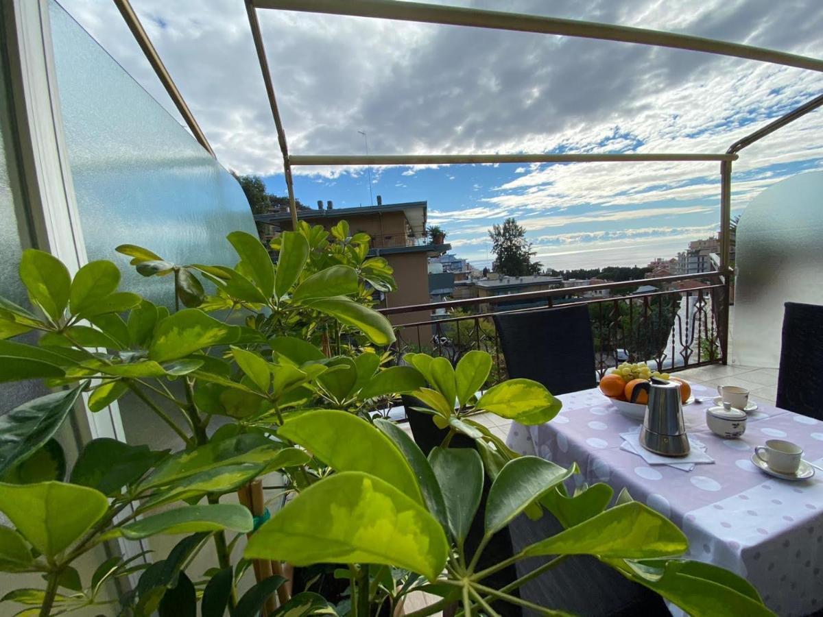 Appartamento Vista Mare Stella Marina Sanremo Eksteriør bilde